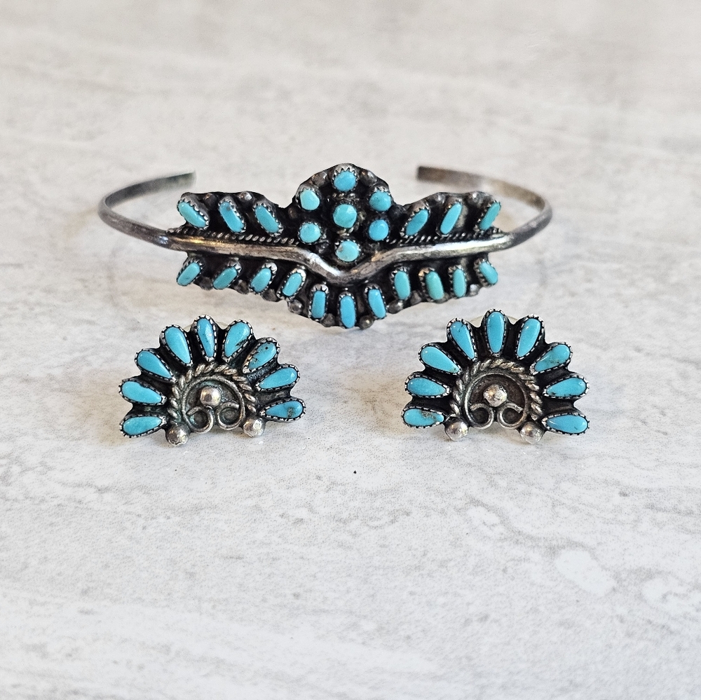 Vintage Turqoise  Earrings and Braclet